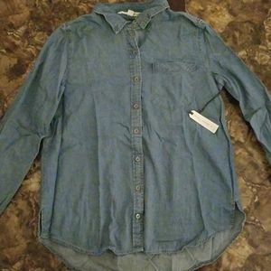 Women's shirt
